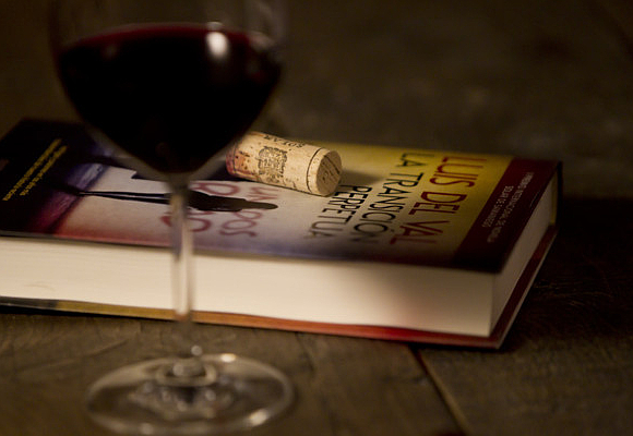 vino y libros vino y libros