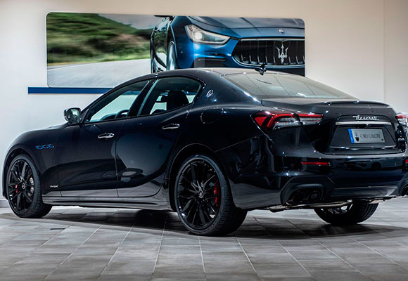 Maserati Ghibli Hybrid