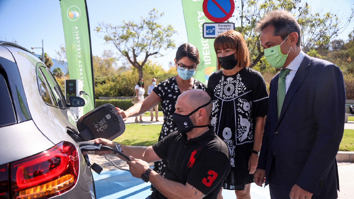 recarga coches electricos iberdrola malaga