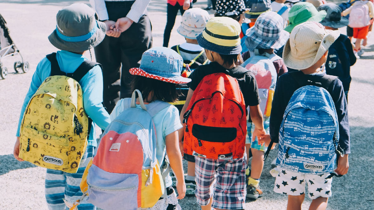 niños escuela
