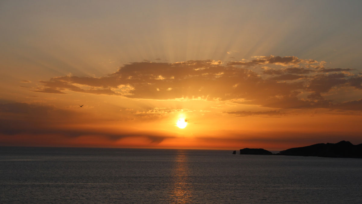 atardecer ibiza mar
