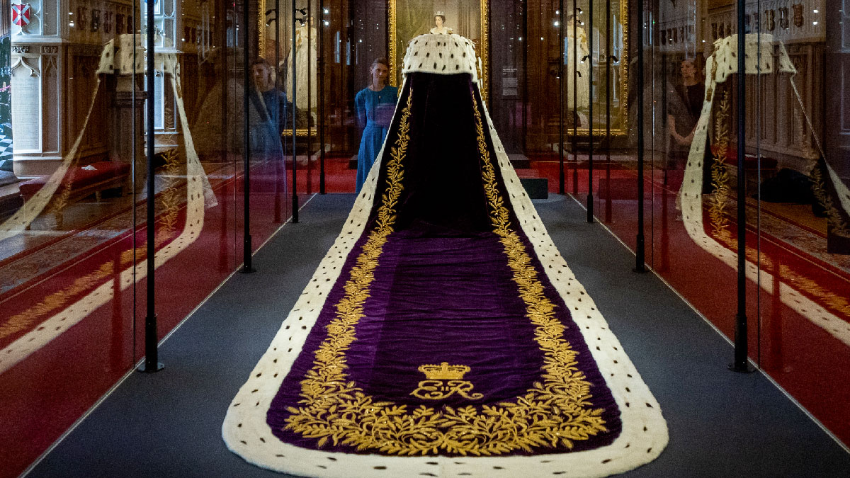 coronacion isabel ii capa