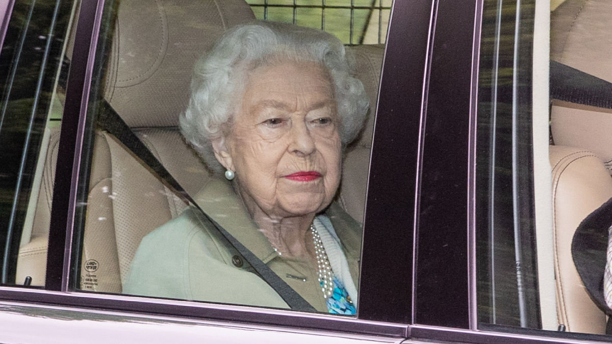 Isabel II Boris Johnson (Foto: Gtres)