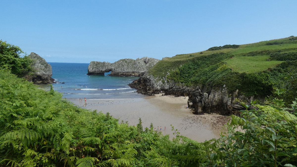 playa berellin cantabria