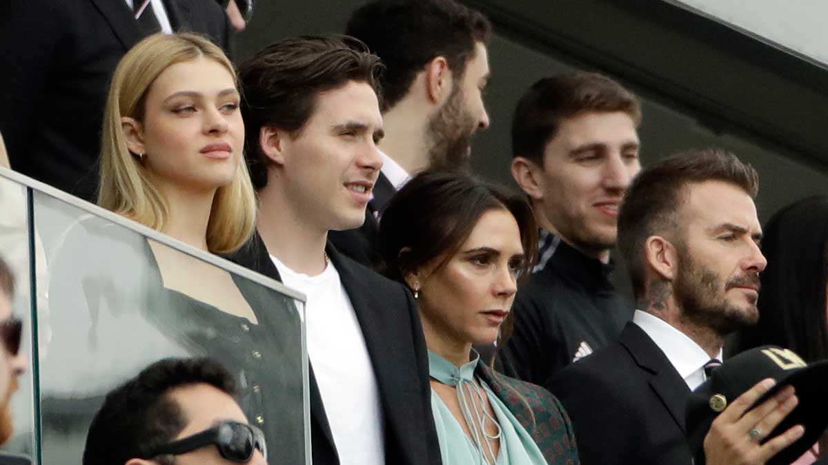 Victoria Beckham, Brooklyn y Nicola Peltz