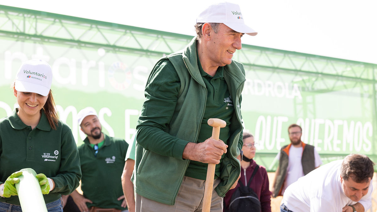 Ignacio Galán Voluntarios Iberdrola (Foto: Iberdrola)