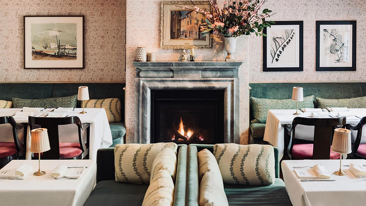 Harry Meghan club (Foto: San Vicente Bungalows)