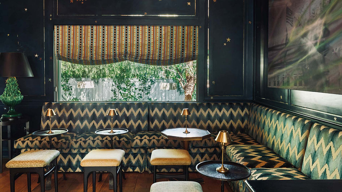 Harry Meghan club (Foto: San Vicente Bungalows)