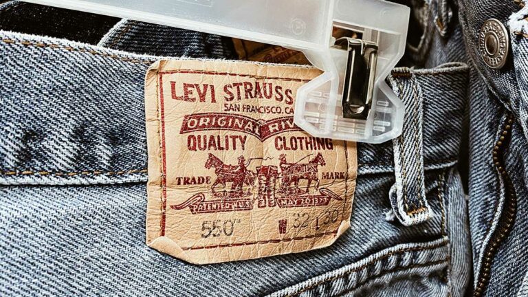levis