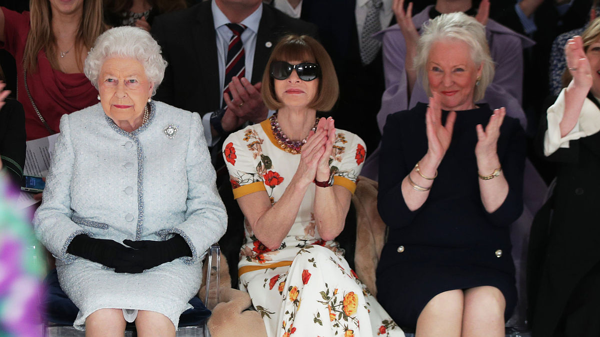Isabel II Anna Wintour Angela Kelly (Foto: Gtres)