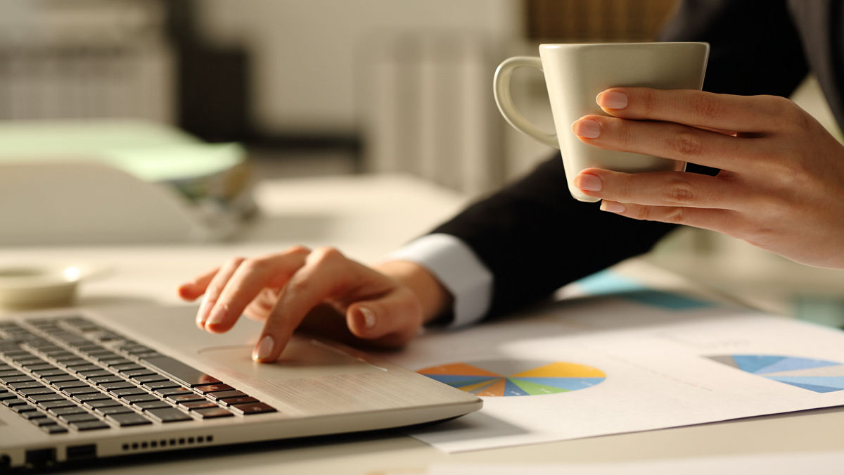 Trabajar en casa en verano (Foto: Gtres)