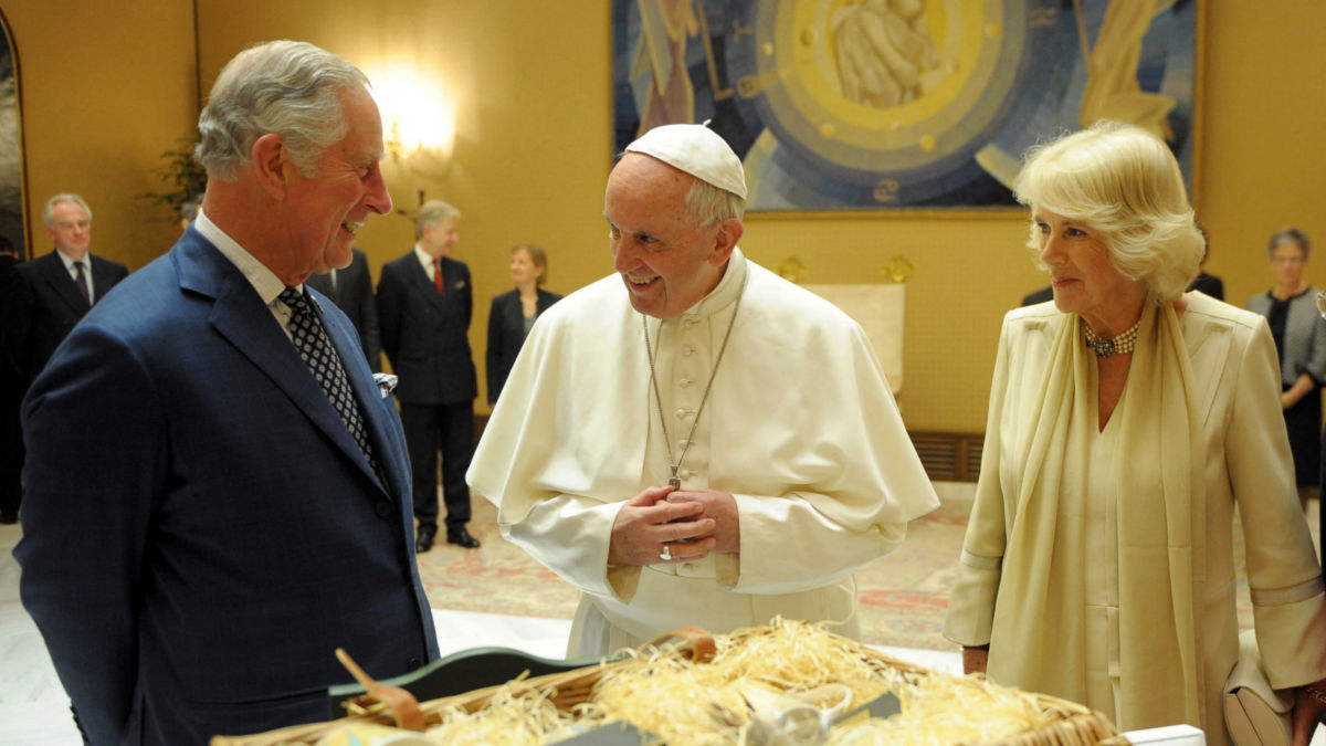 Carlos III Papa Francisco (Foto: Gtres)