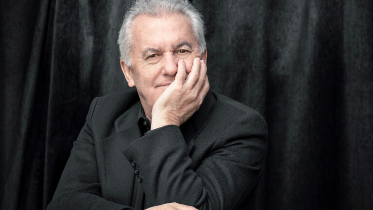 victor manuel