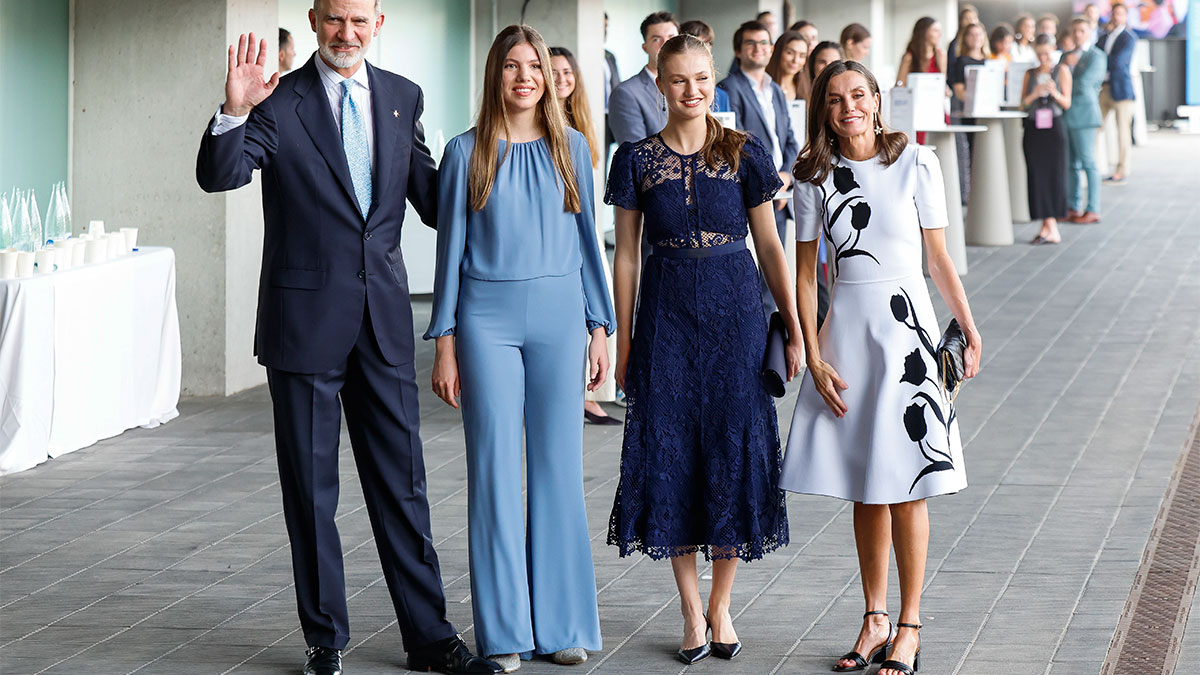 Leonor y Sofía Premios Princesa de Asturias 