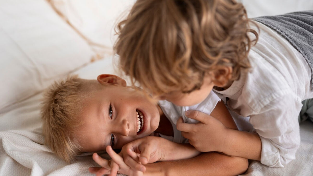 Agresion tierna niños (Foto: Freepik)