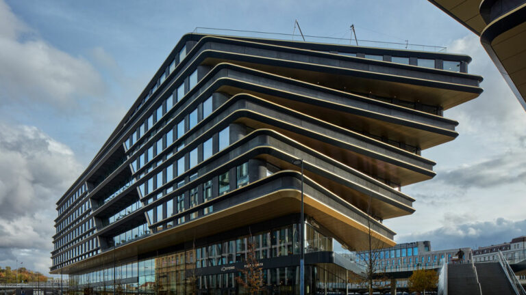 edificio Masaryčka, se ubica en Praga (Foto: BoysPlayNice)