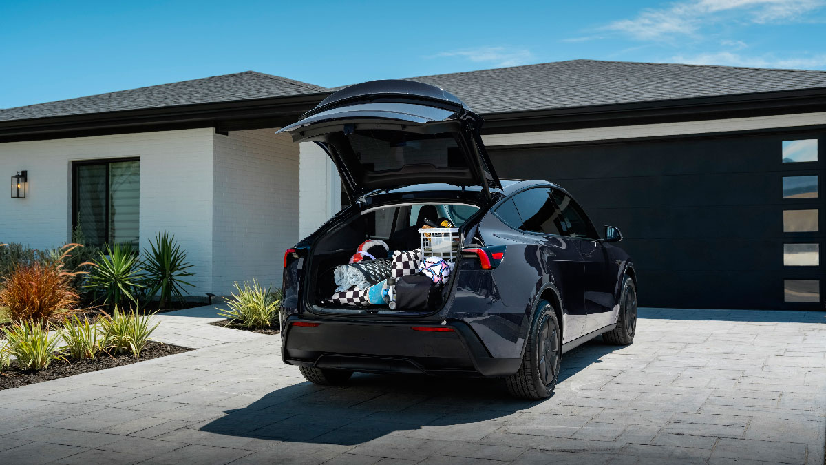 model y standard tesla