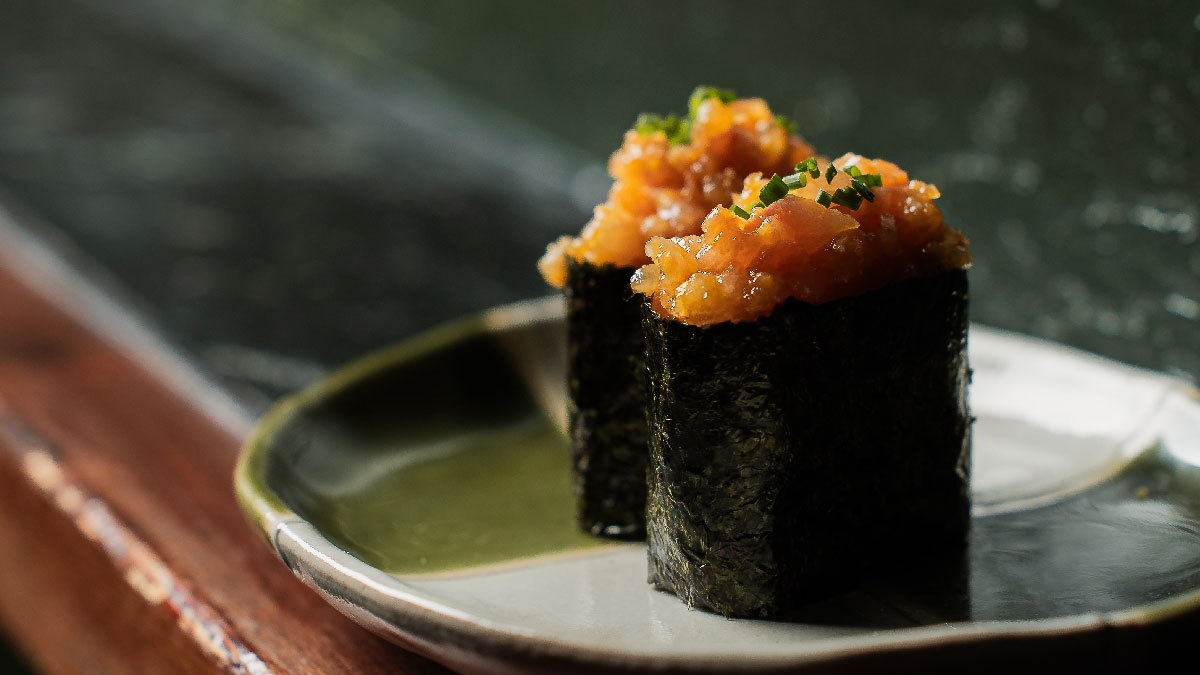 GUNKAN HAMACHI