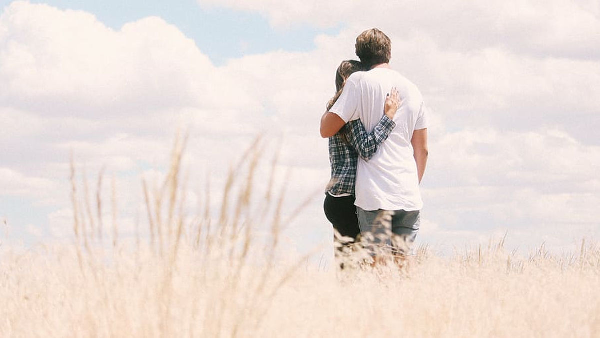 Abrazos (Foto: Piqsels)