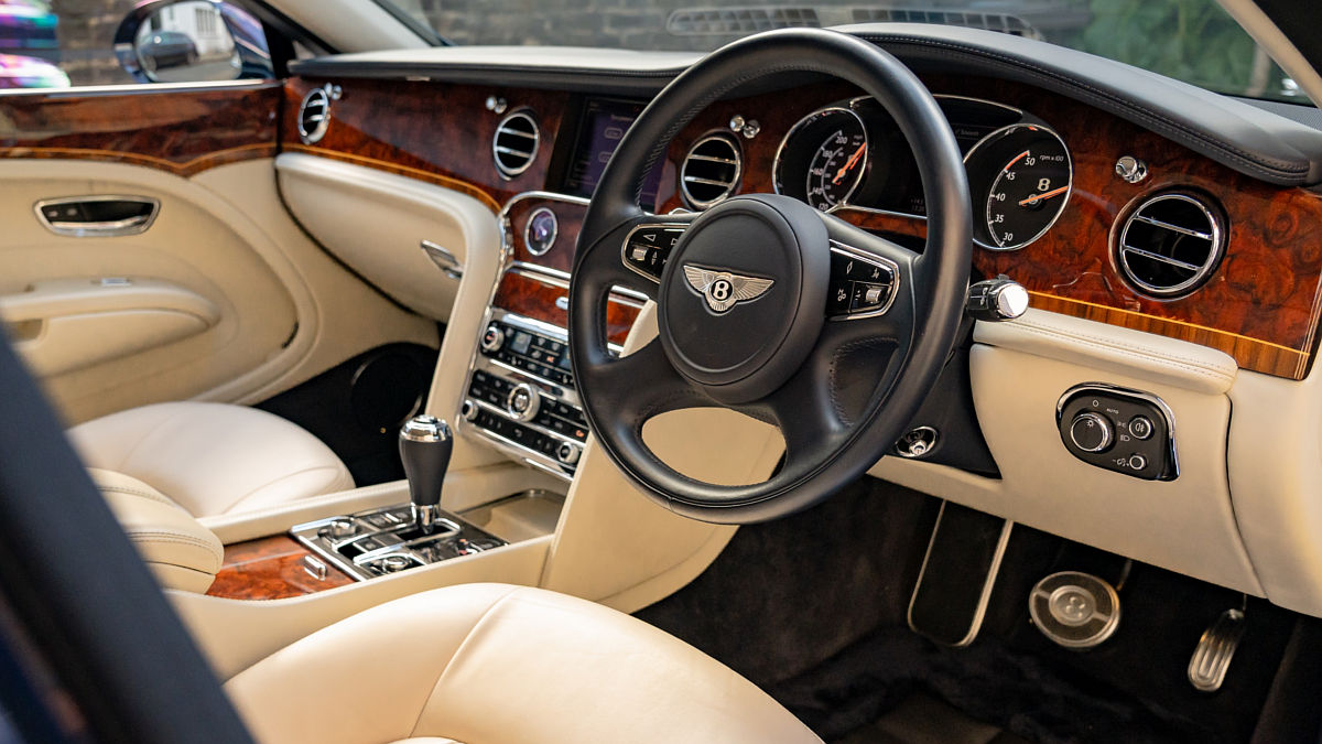 Bentley Mulsanne de 2013 Carlos III (Foto: H&H Classics)