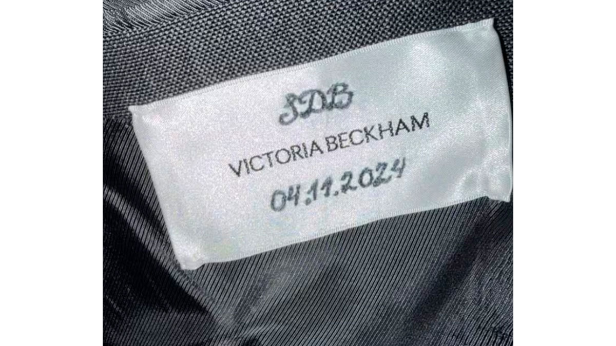 Traje Victoria beckham