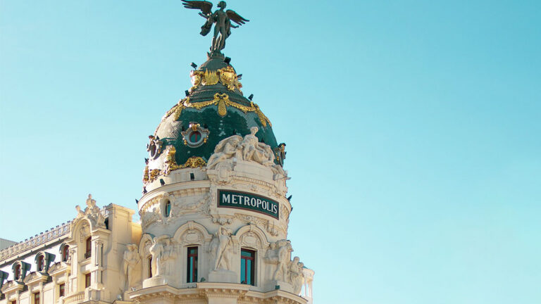 edificio metropolis madrid