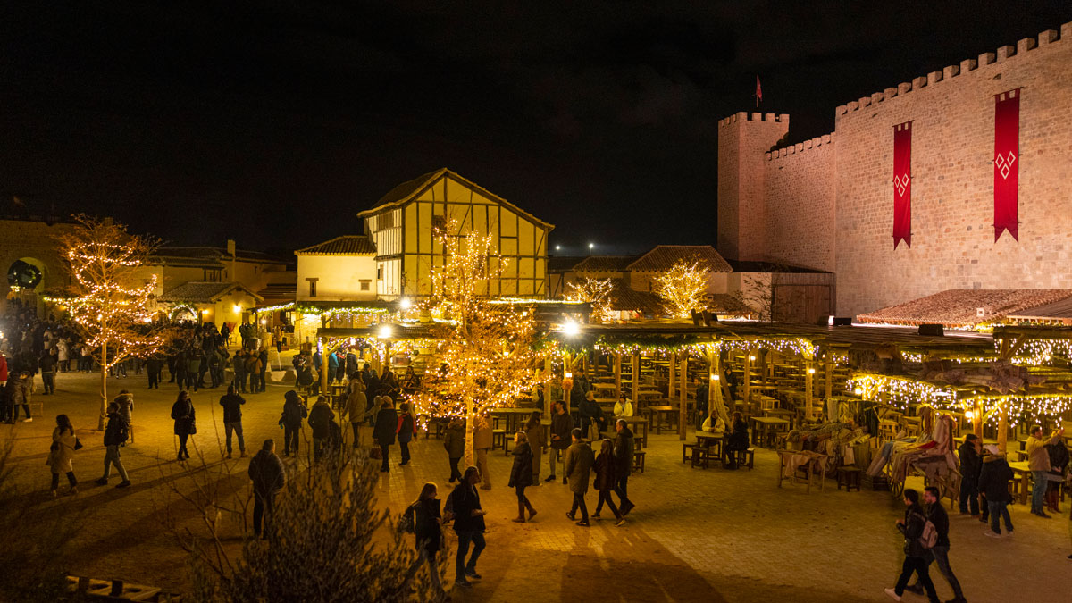 mercado puy du fou