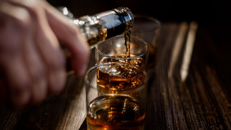whisky Pernod Ricard Brown-Forman whisky Jack Daniel's (Foto: Freepik)