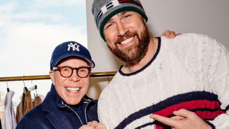 Travis Kelce Tommy Hilfiger (Foto: Tommy Hilfiger)