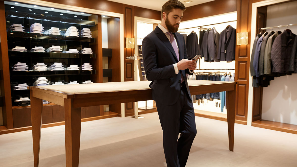 Tienda Moda retail lujo (Foto: Freepik)