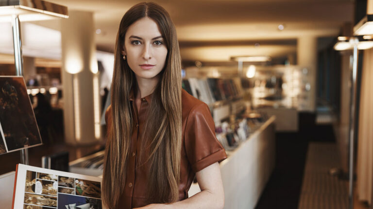 Tienda Moda retail lujo (Foto: Freepik)