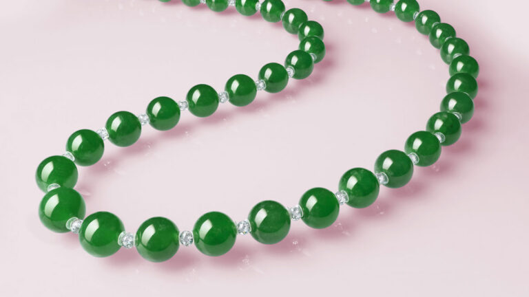 collar jadeítas christies
