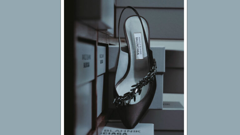 Zapatos Balenciaga y Manolo Blahnik